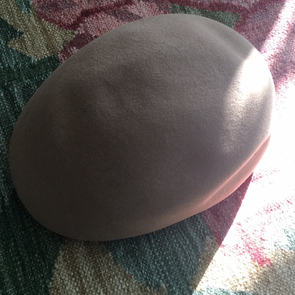 Men’s pageboy hat